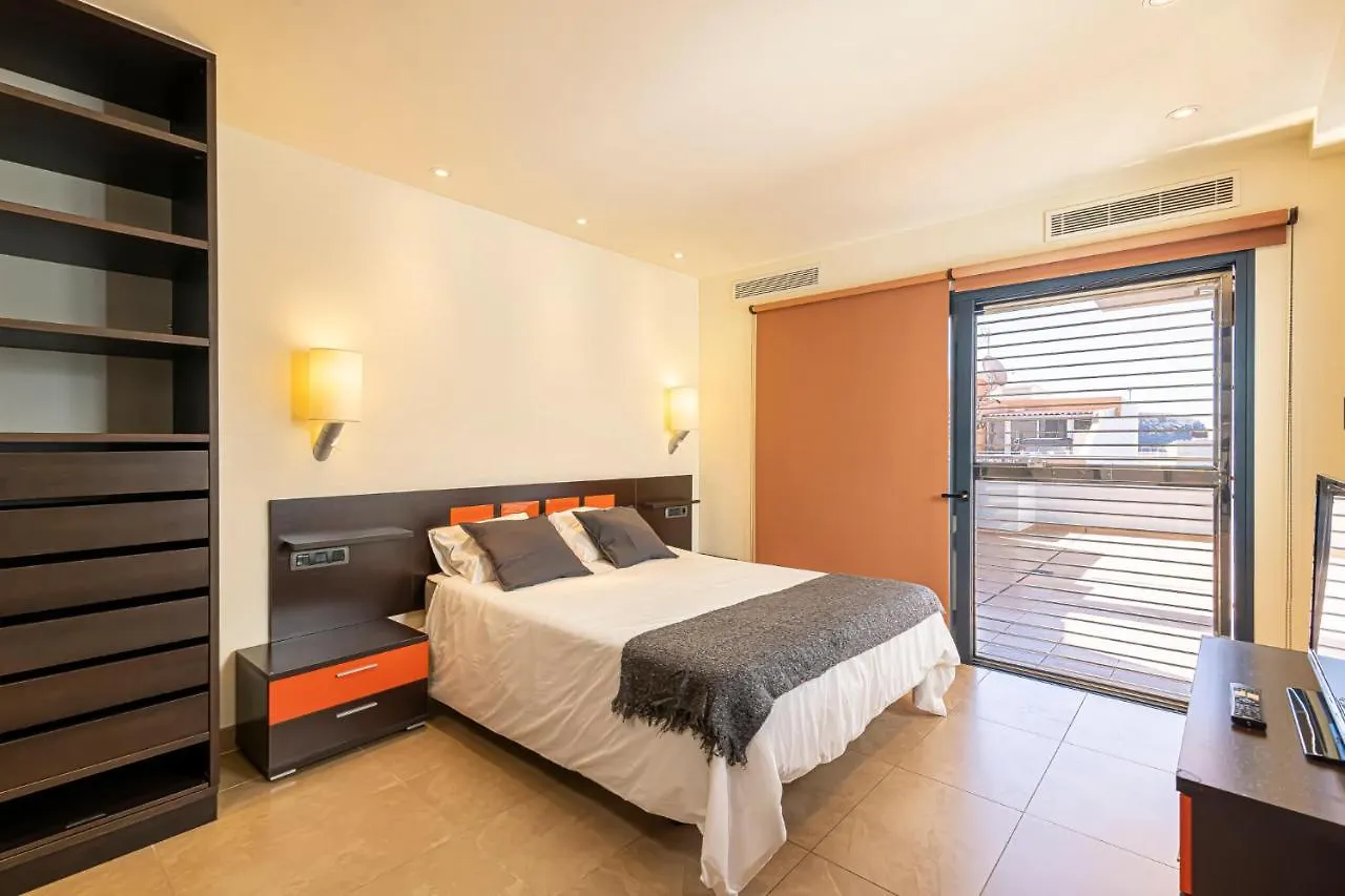 Luxury Holidays Suites, Playa De Los Cristianos Los Cristianos  0*, Los Cristianos (Tenerife) Spain