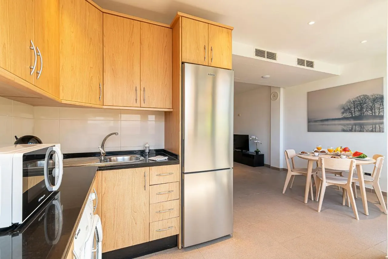 Luxury Holidays Suites, Playa De Los Cristianos Los Cristianos  0*, Los Cristianos (Tenerife)