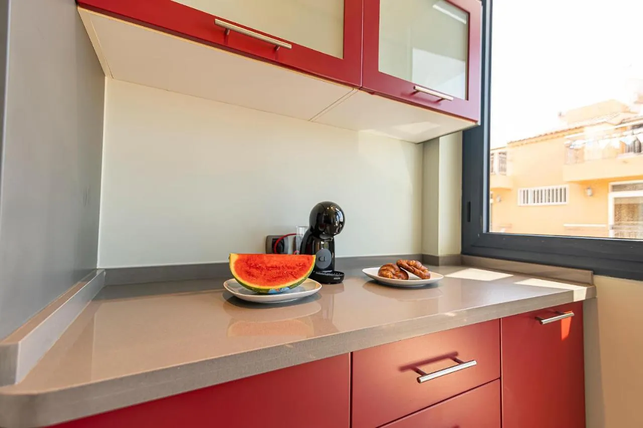 Luxury Holidays Suites, Playa De Los Cristianos Los Cristianos  Los Cristianos (Tenerife)