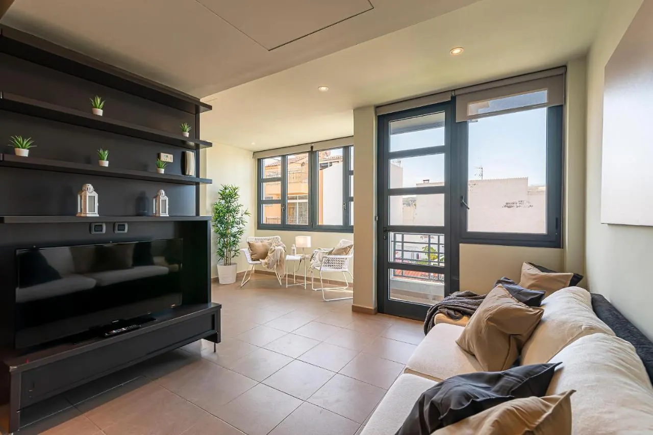 Luxury Holidays Suites, Playa De Los Cristianos Los Cristianos  0*, Los Cristianos (Tenerife)