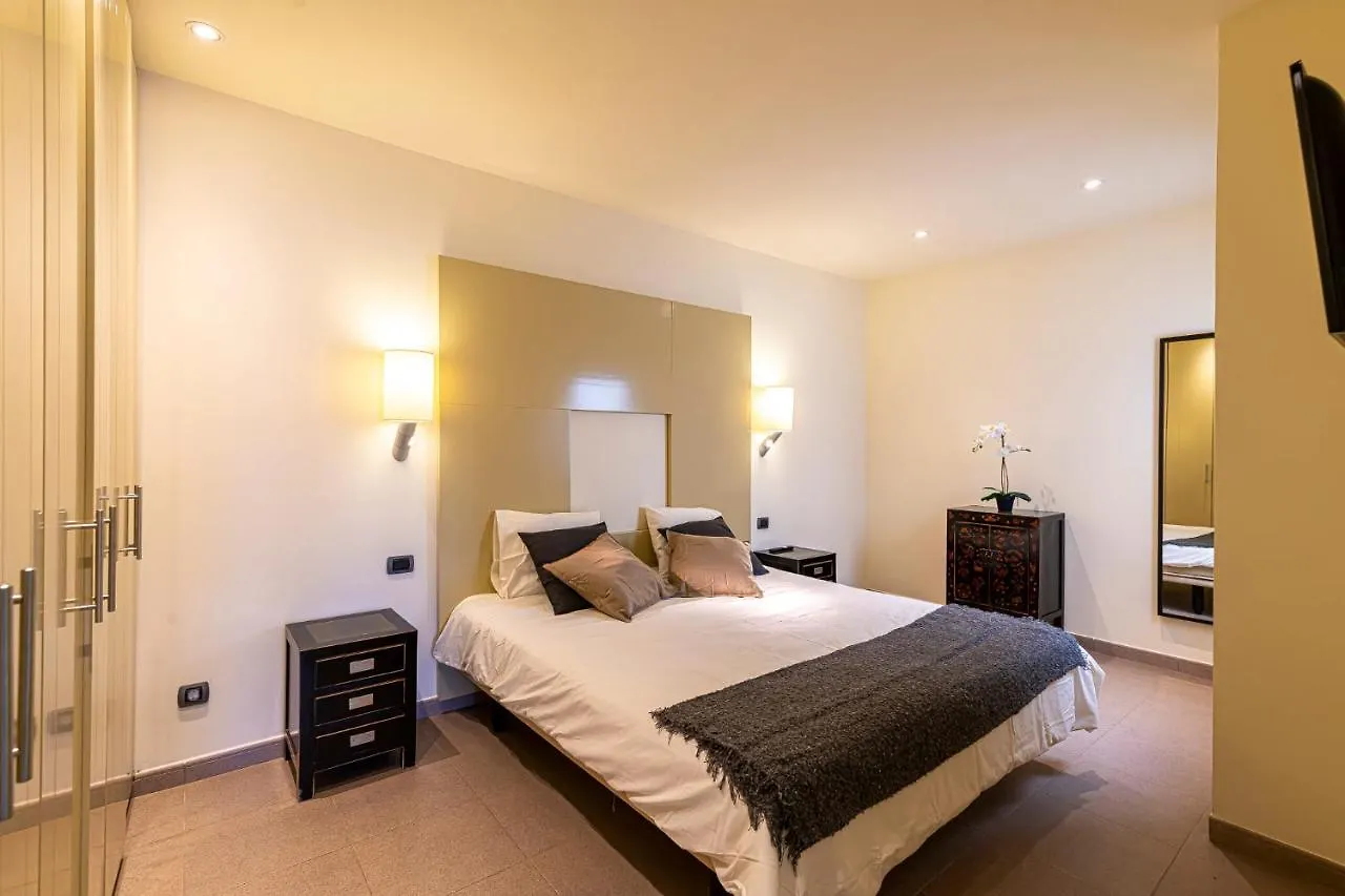 Luxury Holidays Suites, Playa De Los Cristianos 0*, Лос Кристианос Испания